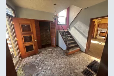 506 Hancock Ave, Vandergrift, PA 15690 - Photo 5
