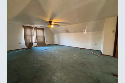 506 Hancock Ave, Vandergrift, PA 15690 - Photo 31