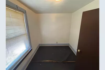 506 Hancock Ave, Vandergrift, PA 15690 - Photo 27