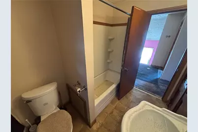506 Hancock Ave, Vandergrift, PA 15690 - Photo 21