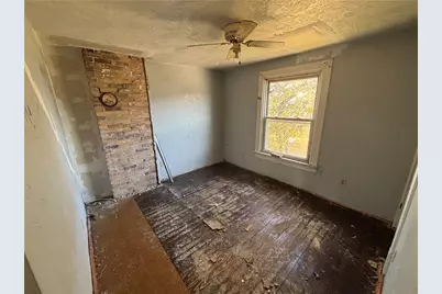 506 Hancock Ave, Vandergrift, PA 15690 - Photo 25