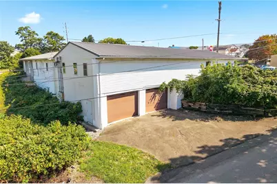 459 Connellsville, Uniontown, PA 15401 - Photo 27
