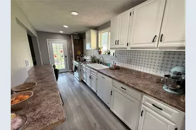 1744 Pierce St, Aliquippa, PA 15001 - Photo 13