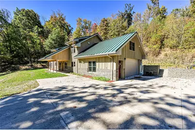 365 Rocky Mountain Road, Hempfield Township, PA 15601 - Photo 3