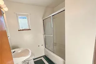 1143 Greentree Rd, Green Tree, PA 15220 - Photo 11