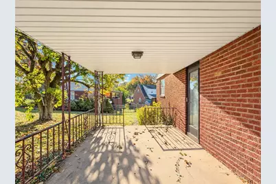 1143 Greentree Rd, Green Tree, PA 15220 - Photo 21