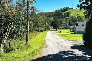 417 Meyers Ln, North Fayette, PA 15057 - Photo 33