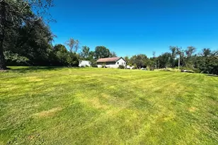 417 Meyers Ln, North Fayette, PA 15057 - Photo 5