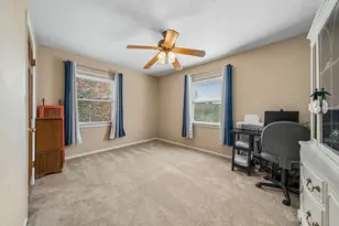 115 Van Ave, Hempfield Township, PA 15601 - Photo 17