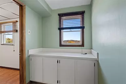302 Lowell Street, Vandergrift, PA 15690 - Photo 21