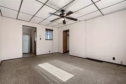 302 Lowell Street, Vandergrift, PA 15690 - Photo 5