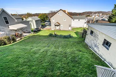 302 Lowell Street, Vandergrift, PA 15690 - Photo 23