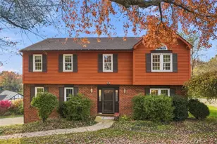 869 Hillcrest Cir, Marshall, PA 15090 - Photo 1