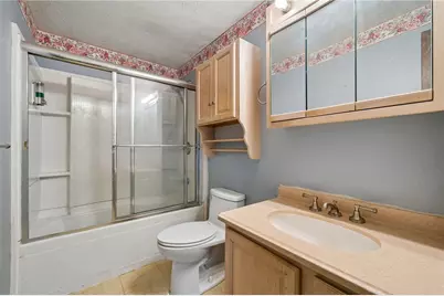 111 Tippecanoe Drive, Hempfield Township, PA 15601 - Photo 11
