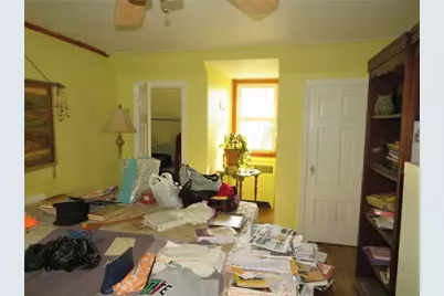 8 Terrace Rd, Rosslyn Farms, PA 15106 - Photo 17