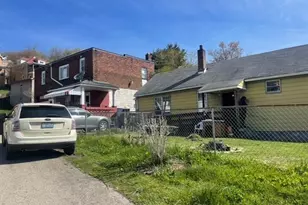 164 6th, Aliquippa, PA 15001 - Photo 1
