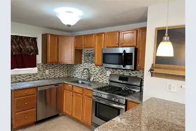 4010 Everlawn St, West Mifflin, PA 15122 - Photo 7