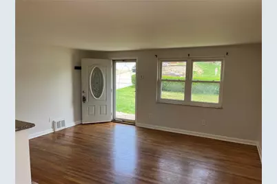 4010 Everlawn St, West Mifflin, PA 15122 - Photo 5