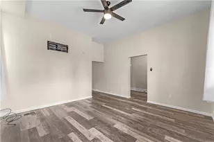 527 McClintock Ave, Pittsburgh, PA 15214 - Photo 7