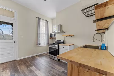 527 McClintock Ave, Pittsburgh, PA 15214 - Photo 13