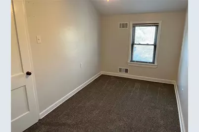 4022 Donna Ave, West Mifflin, PA 15122 - Photo 9