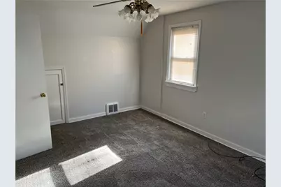4022 Donna Ave, West Mifflin, PA 15122 - Photo 7