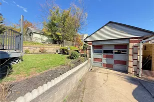 2217 Los Angeles Ave, Beechview, PA 15216 - Photo 21
