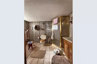 2217 Los Angeles Ave, Beechview, PA 15216 - Photo 17