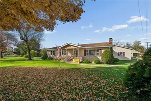 262 Railroad St, Mount Pleasant Township, PA 15666 - Photo 1