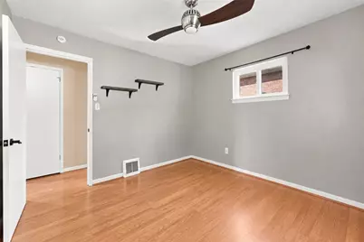 424 Elwood Dr, Wilkins Township, PA 15235 - Photo 17