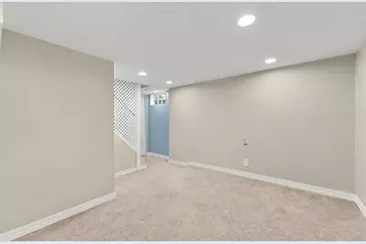 424 Elwood Dr, Wilkins Township, PA 15235 - Photo 21