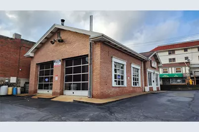 3546 Washington Ave, Finleyville, PA 15332 - Photo 1