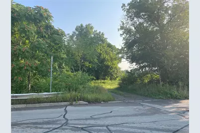 53 Clark St., Sharon, PA 16146 - Photo 1