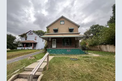 321 Hamilton Ave, Farrell, PA 16121 - Photo 1