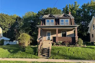 926 Harrison St, New Castle, PA 16101 - Photo 1