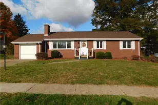 4 Mayflower Dr, South Union Township, PA 15401 - Photo 1