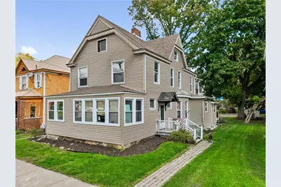 726 Market St, Bridgewater, PA 15009 - Photo 1