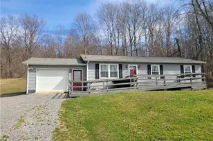 29 Quarry Hill Rd, Hempfield Township, PA 16125 - Photo 1