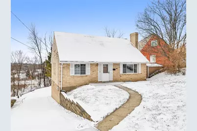 992 El Rancho Dr, Green Tree, PA 15220 - Photo 1