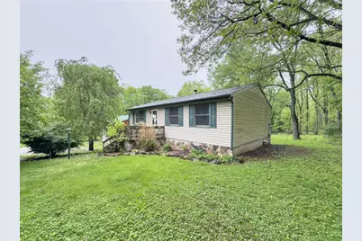 119 Deer Rd, Loyalhanna, PA 15681 - Photo 1