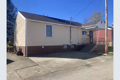 122 Cumberland Village, Carmichaels-Cumberland, PA 15320 - Photo 1