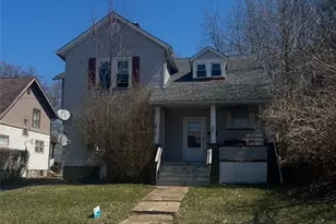 244 N Oakland Ave, Sharon, PA 16146 - Photo 1