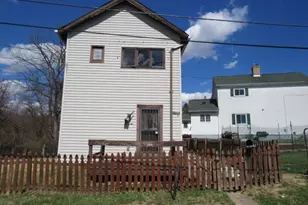 123 Pearl St, Belle Vernon, PA 15012 - Photo 1