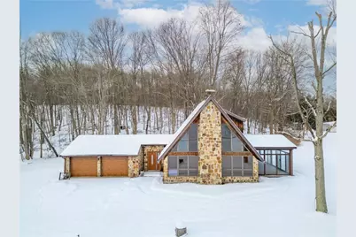 117 Noel Drive, Loyalhanna, PA 15681 - Photo 1