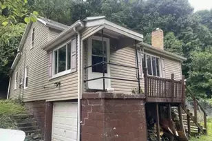 4 Lewis Dr, Aliquippa, PA 15001 - Photo 1