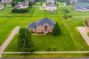 206 Fox Hollow Dr, Center Township, PA 16001 - Photo 1