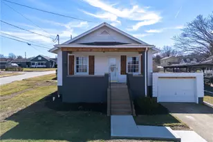 3 Cottage Ave, Masontown, PA 15461 - Photo 1