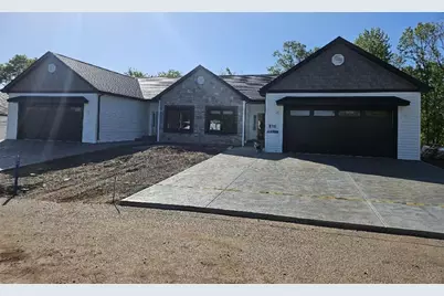 806 S Tenth St, New Stanton, PA 15697 - Photo 1