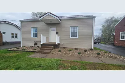 302 W Elizabeth St, Neshannock Township, PA 16105 - Photo 1