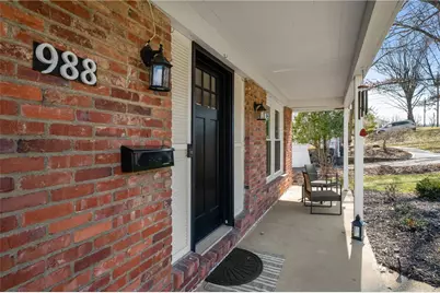 988 Copsewood Dr, Bethel Park, PA 15102 - Photo 1